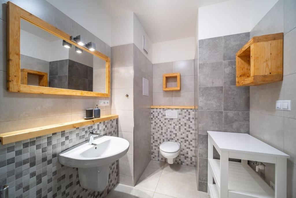 Private Cozy And Quiet Apartment ลิปโนนัดเวิลตาวู ภายนอก รูปภาพ